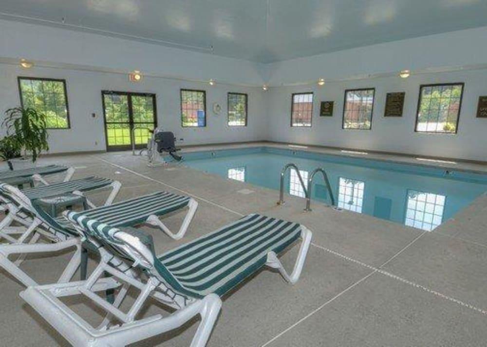 Comfort Inn Near Downtown & Blue Ridge Pkwy Marion Εξωτερικό φωτογραφία