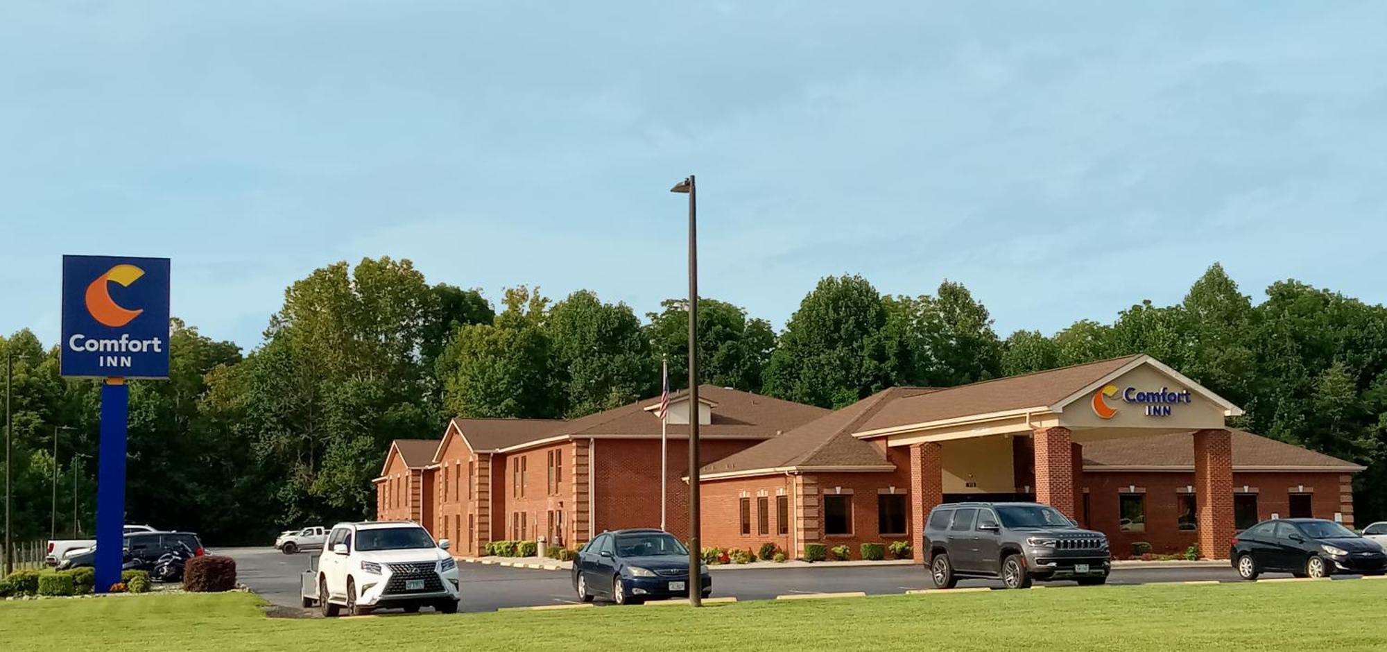 Comfort Inn Near Downtown & Blue Ridge Pkwy Marion Εξωτερικό φωτογραφία