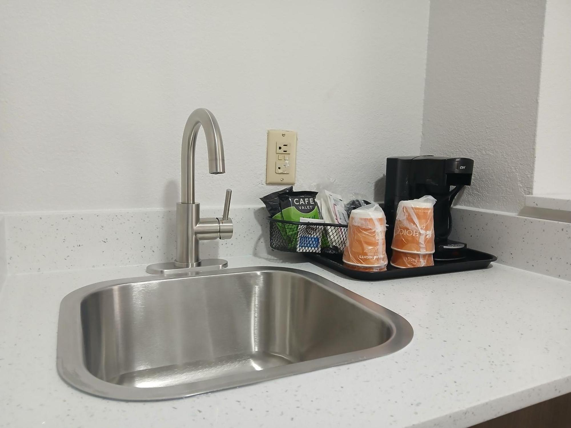 Comfort Inn Near Downtown & Blue Ridge Pkwy Marion Εξωτερικό φωτογραφία