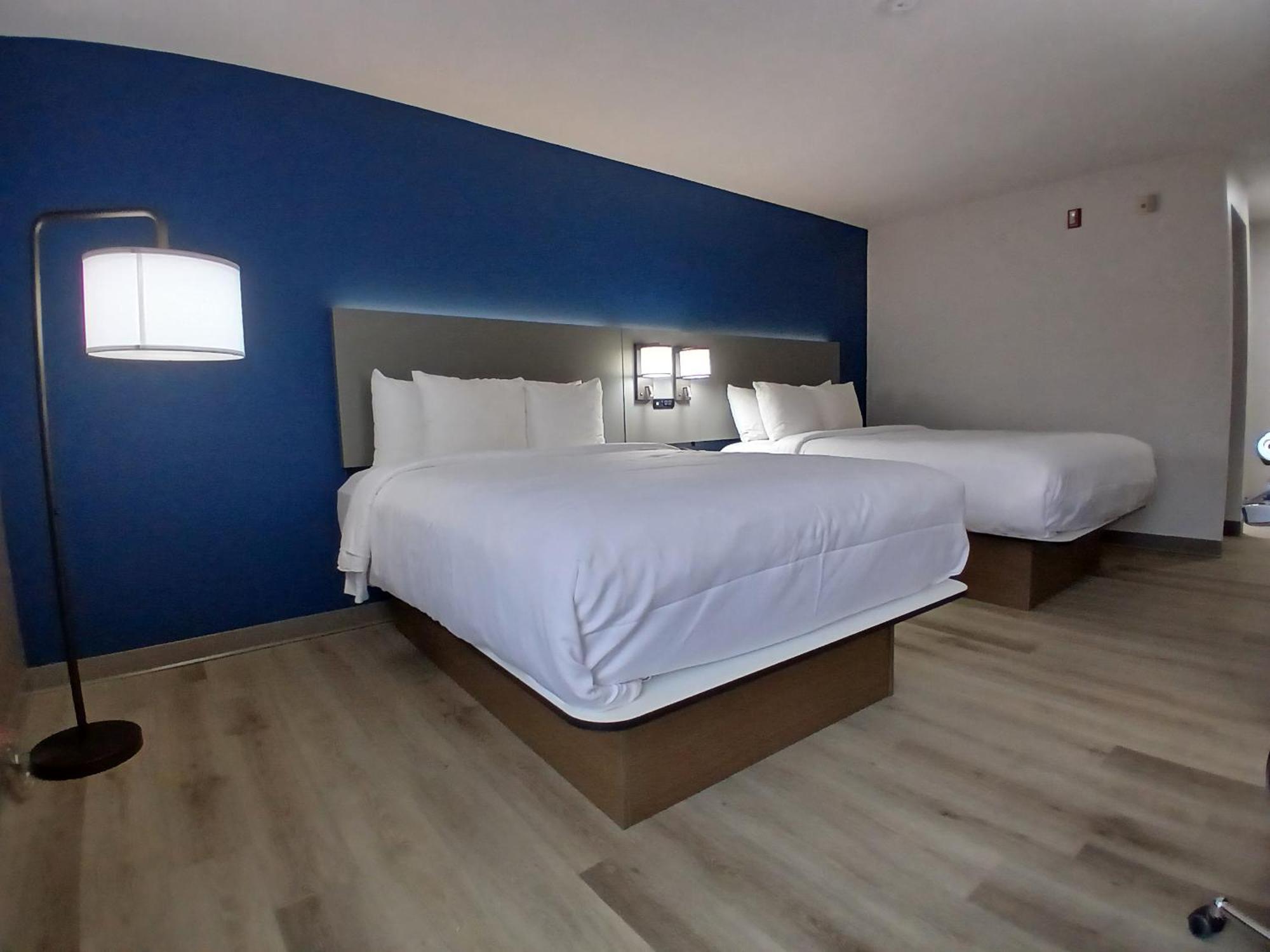 Comfort Inn Near Downtown & Blue Ridge Pkwy Marion Εξωτερικό φωτογραφία