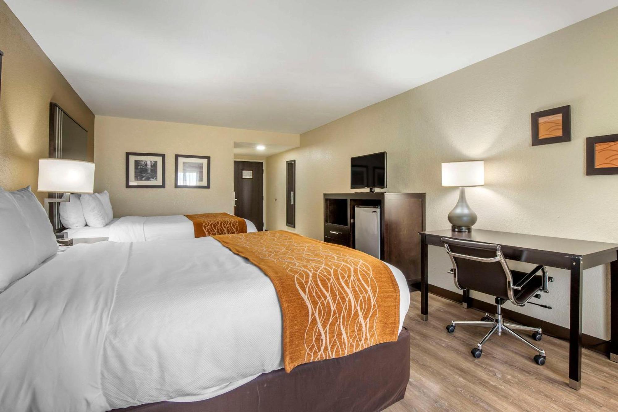 Comfort Inn Near Downtown & Blue Ridge Pkwy Marion Εξωτερικό φωτογραφία
