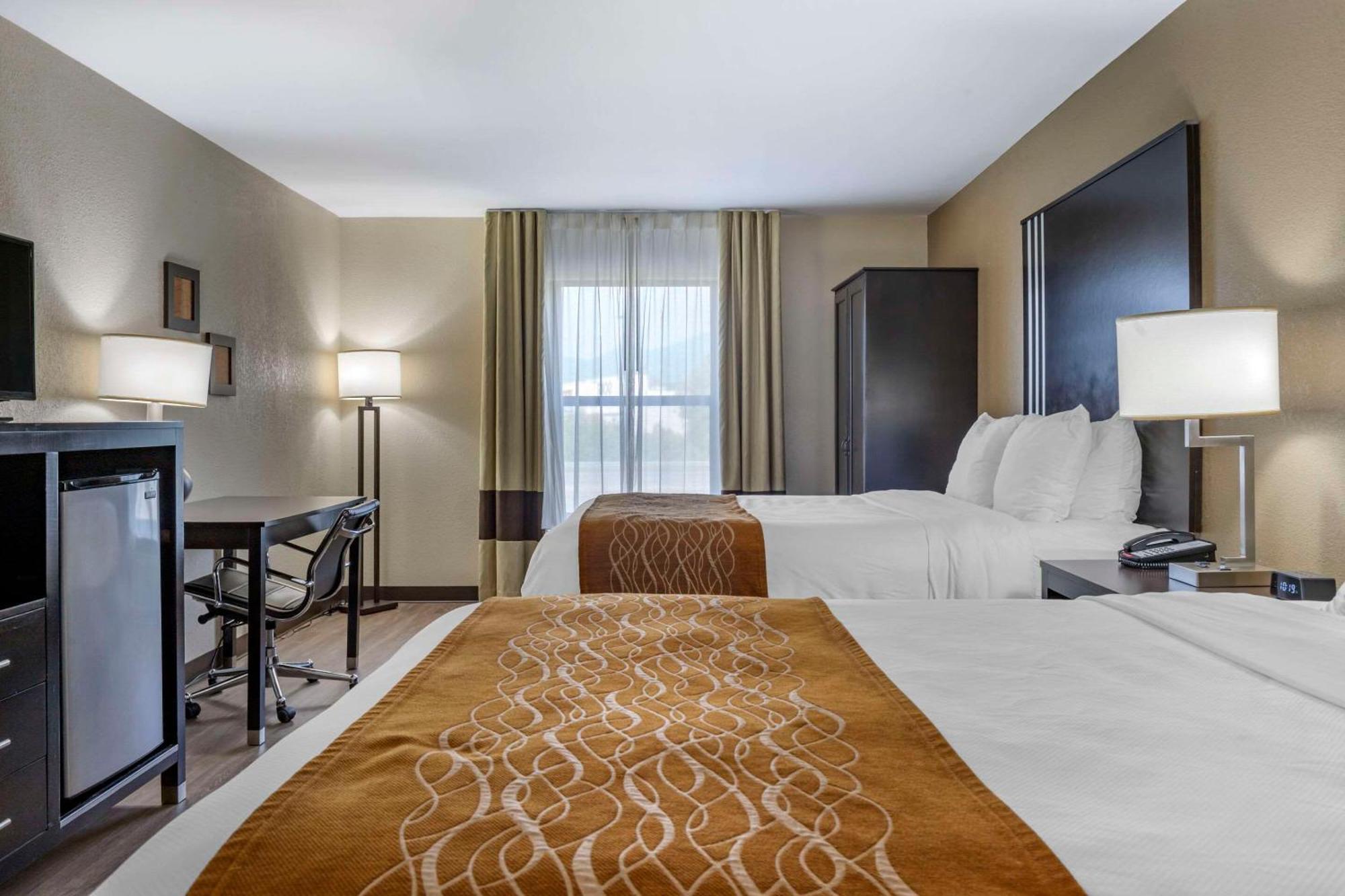 Comfort Inn Near Downtown & Blue Ridge Pkwy Marion Εξωτερικό φωτογραφία