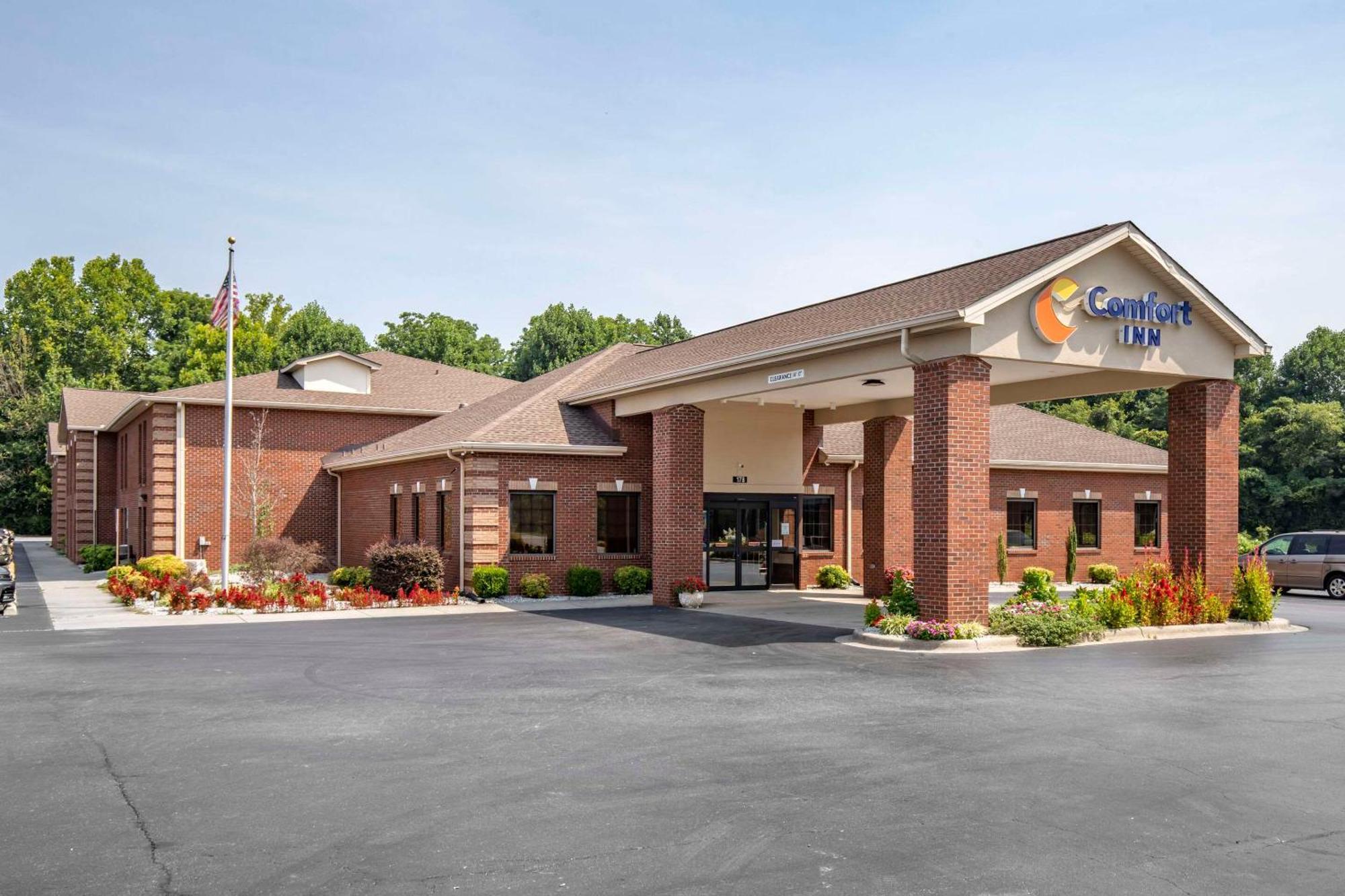 Comfort Inn Near Downtown & Blue Ridge Pkwy Marion Εξωτερικό φωτογραφία