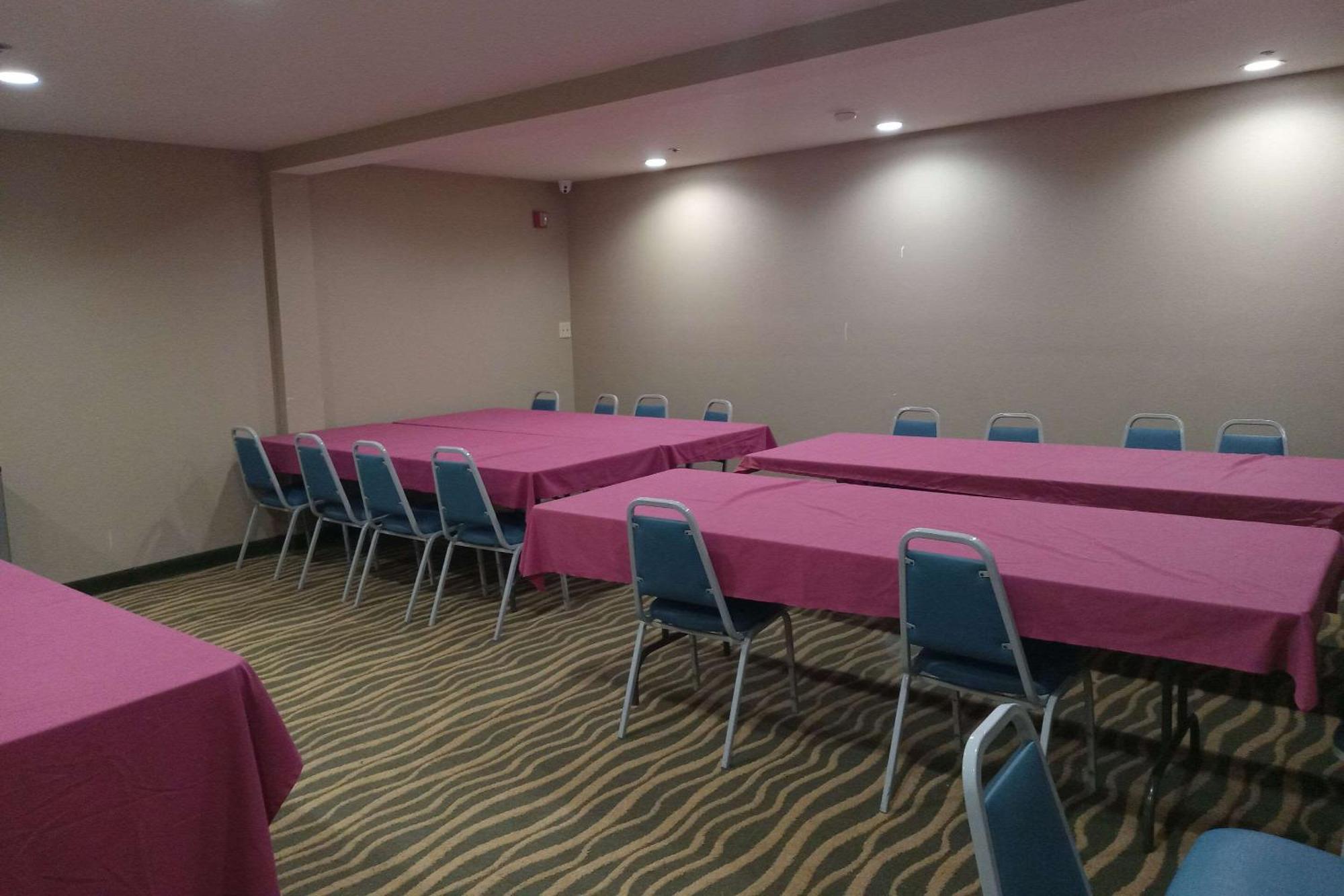 Comfort Inn Near Downtown & Blue Ridge Pkwy Marion Εξωτερικό φωτογραφία