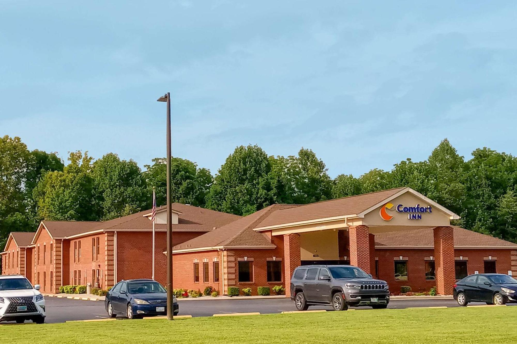 Comfort Inn Near Downtown & Blue Ridge Pkwy Marion Εξωτερικό φωτογραφία